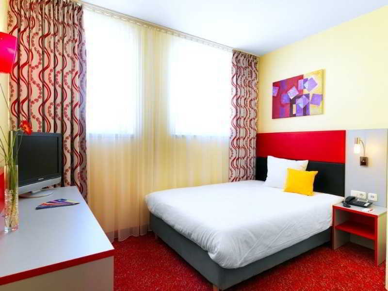 Ibis Styles Hotel Berlin Mitte Екстер'єр фото